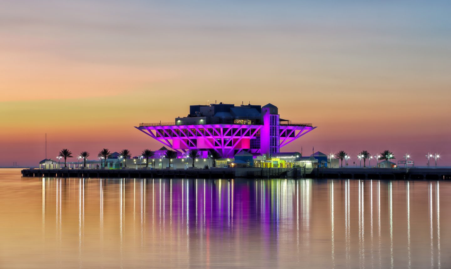 Saint Petersburg Pier – The Atomic Anvil